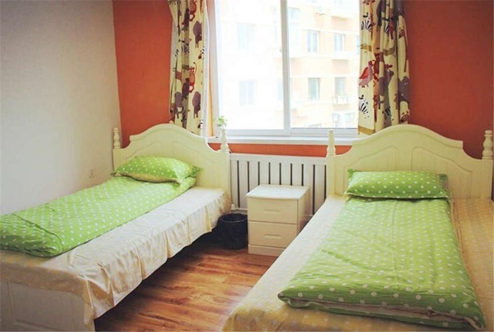 Dalian Buzz Light Year Youth Hostel Buitenkant foto